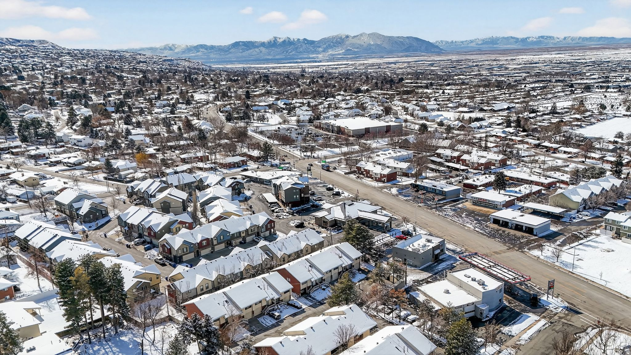 BOUNTIFUL TOWNHOUSE - Residential
