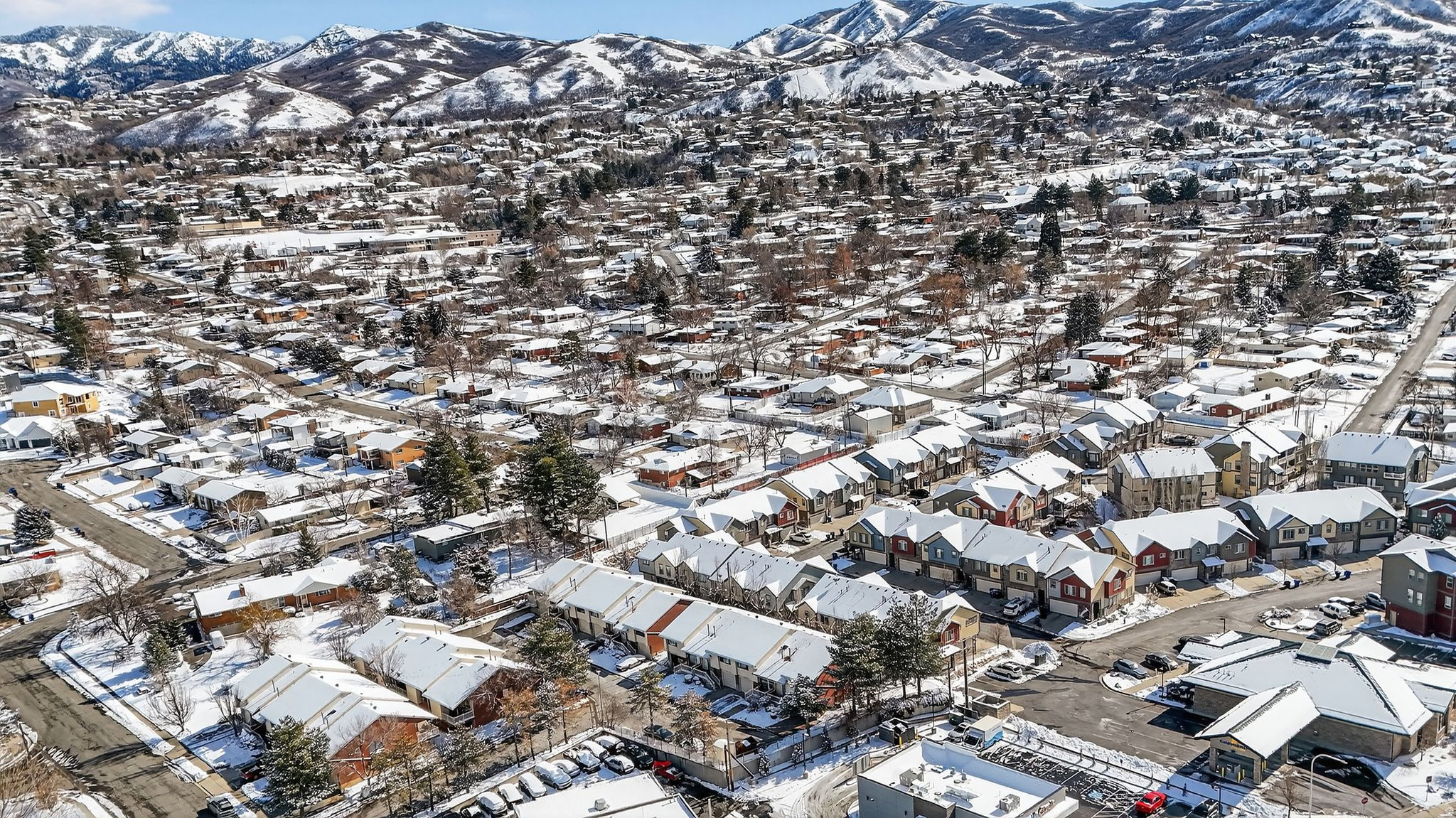 BOUNTIFUL TOWNHOUSE - Residential