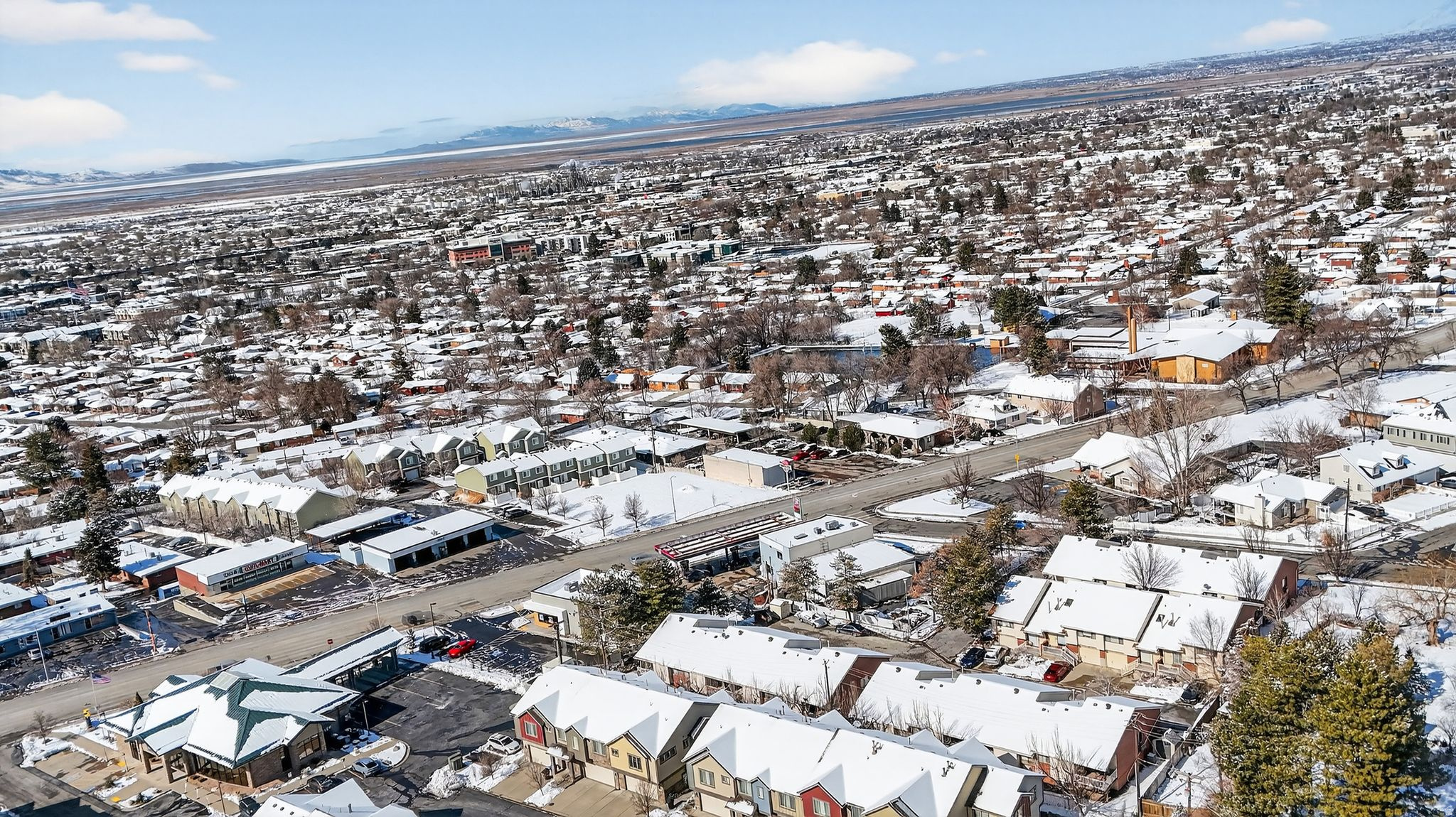 BOUNTIFUL TOWNHOUSE - Residential