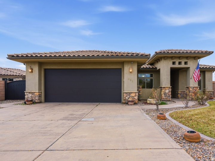 SIENNA HEIGHTS SUB - Residential