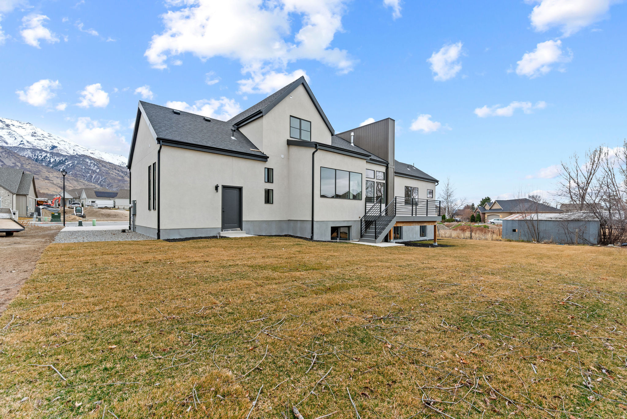 MAKIN DREAMS - Residential