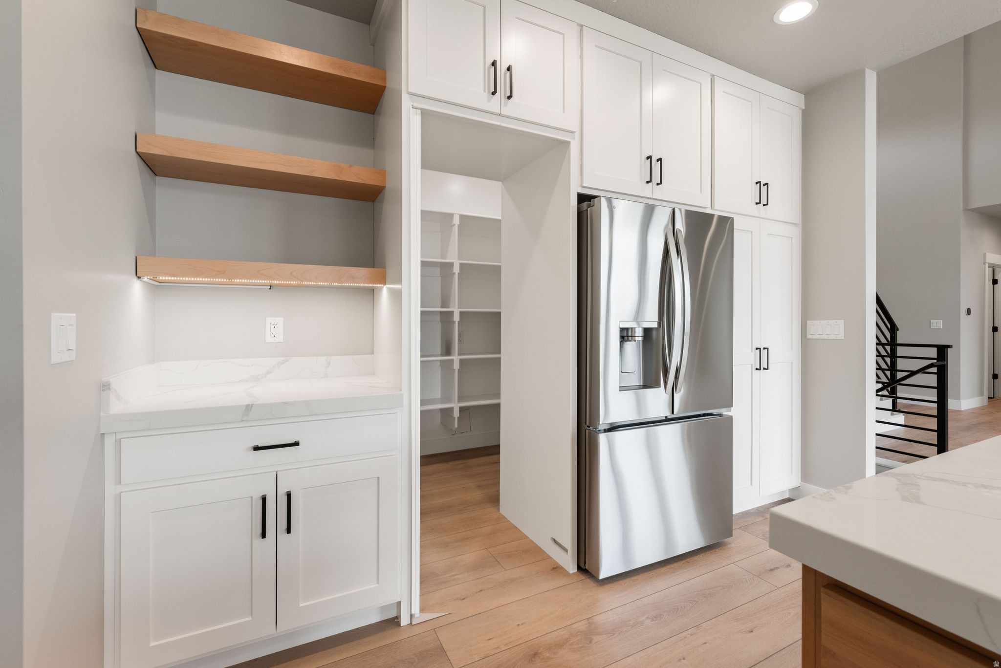 MAKIN DREAMS - Residential