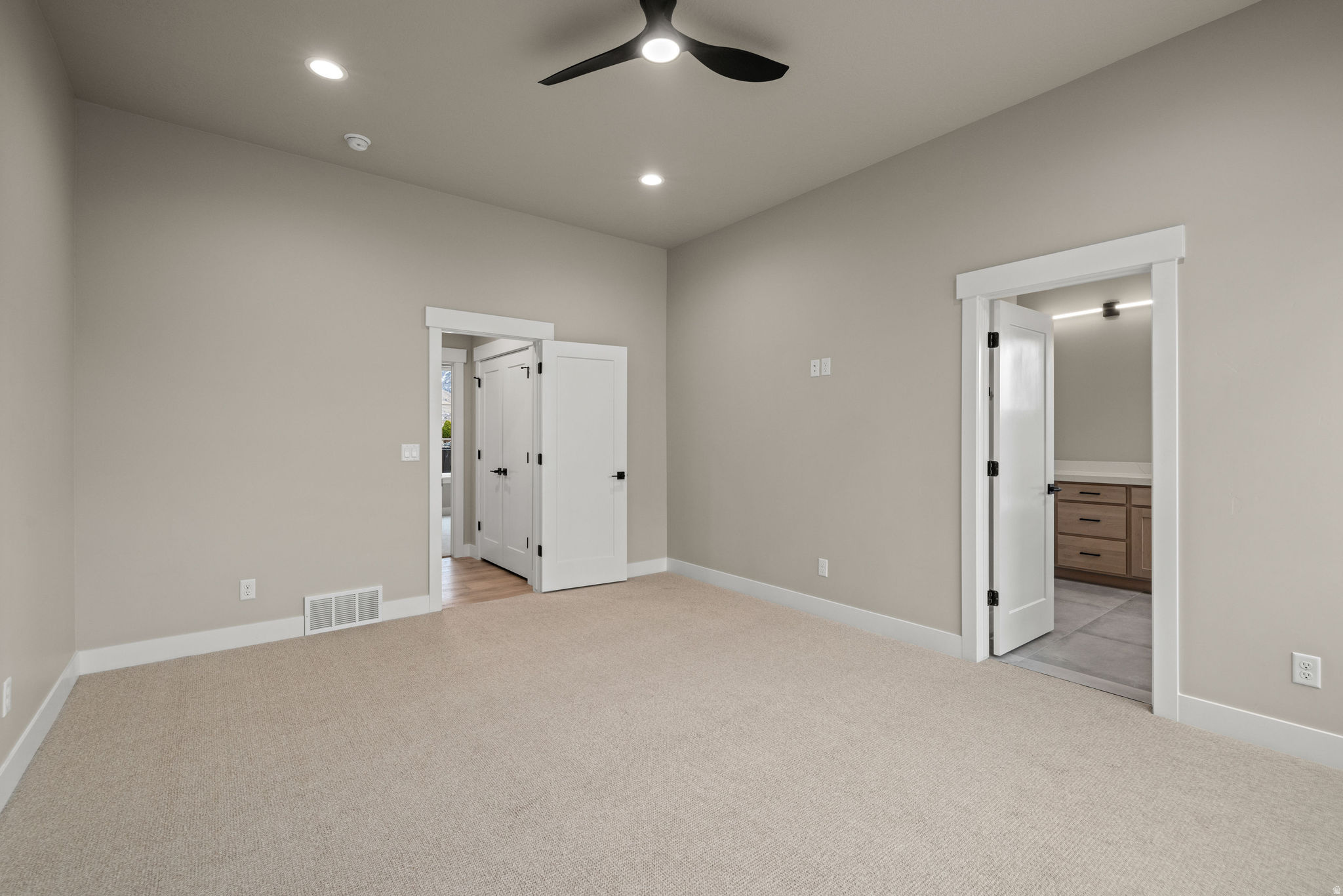 MAKIN DREAMS - Residential