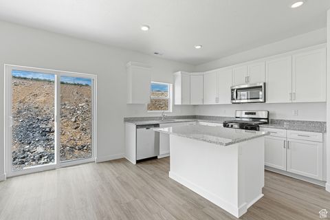 Tiny photo for 7299 BALD EAGLE WAY N, Eagle Mountain, UT 84005 (MLS # 2105432)