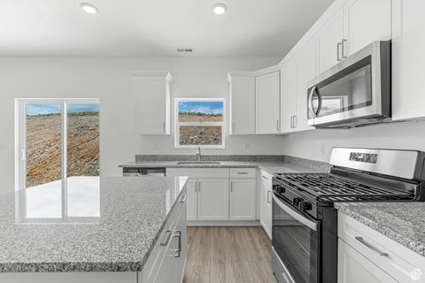 Tiny photo for 7299 BALD EAGLE WAY N, Eagle Mountain, UT 84005 (MLS # 2105432)