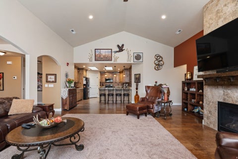 Tiny photo for 2196 E VALLEY VIEW CT N, Layton, UT 84040 (MLS # 2173017)