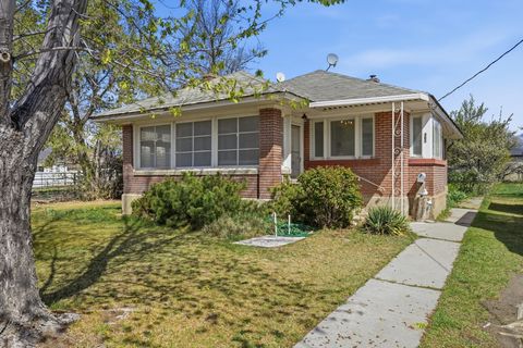 Tiny photo for 361 S 300 W, Lehi, UT 84043 (MLS # 2148835)