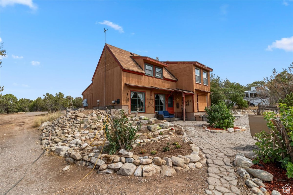 YOUNG PROPERTY - Residential