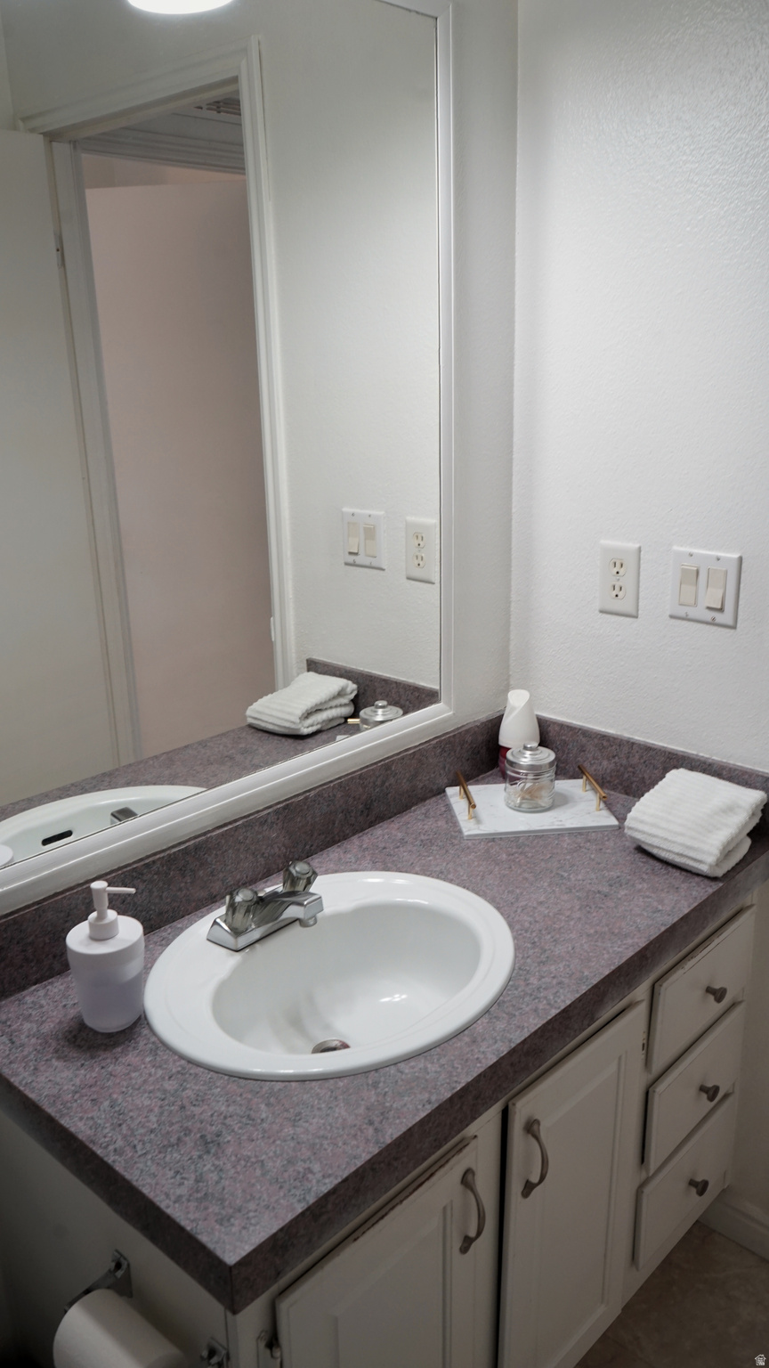 RIVERSIDE - Residential