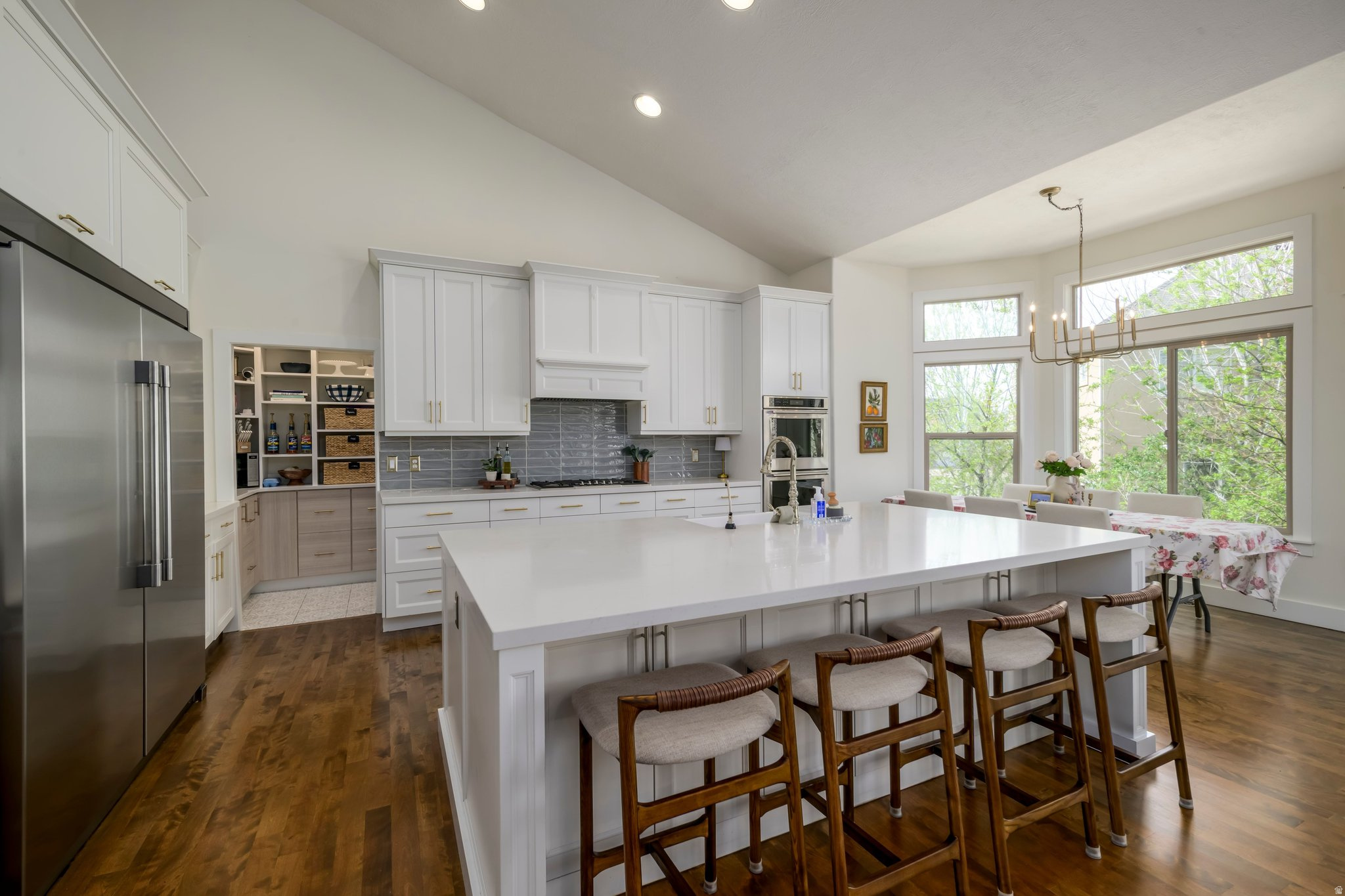 BELLEVUE - Residential