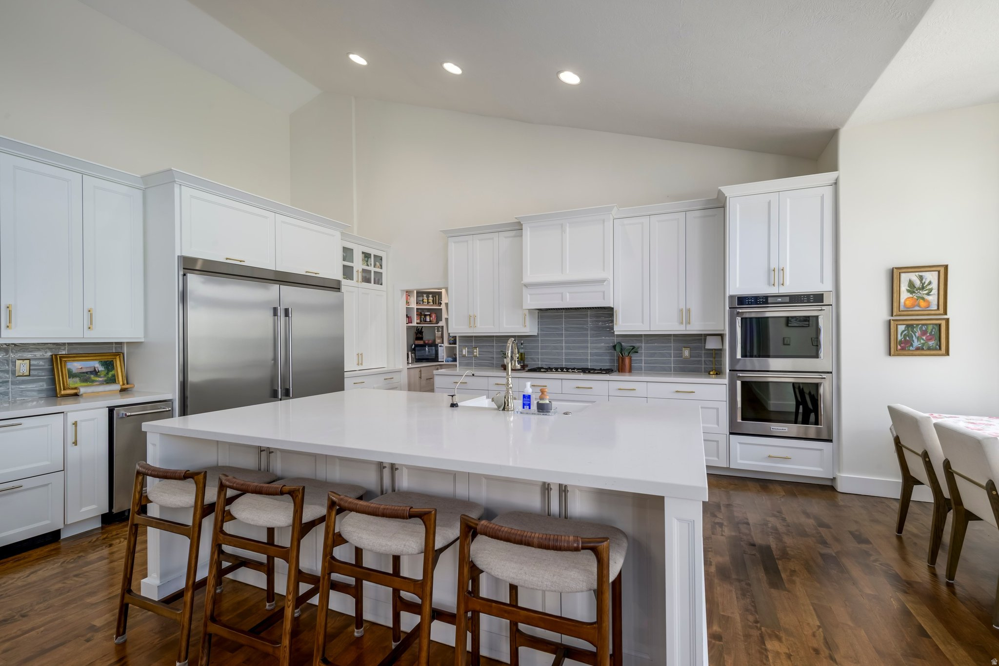 BELLEVUE - Residential