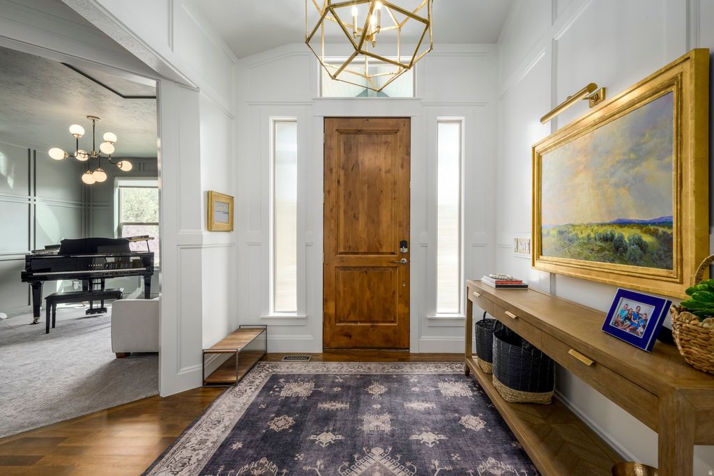 Photo of 13202 S SUNSET GLEN WAY, Draper, UT 84020 (MLS # 2146388)