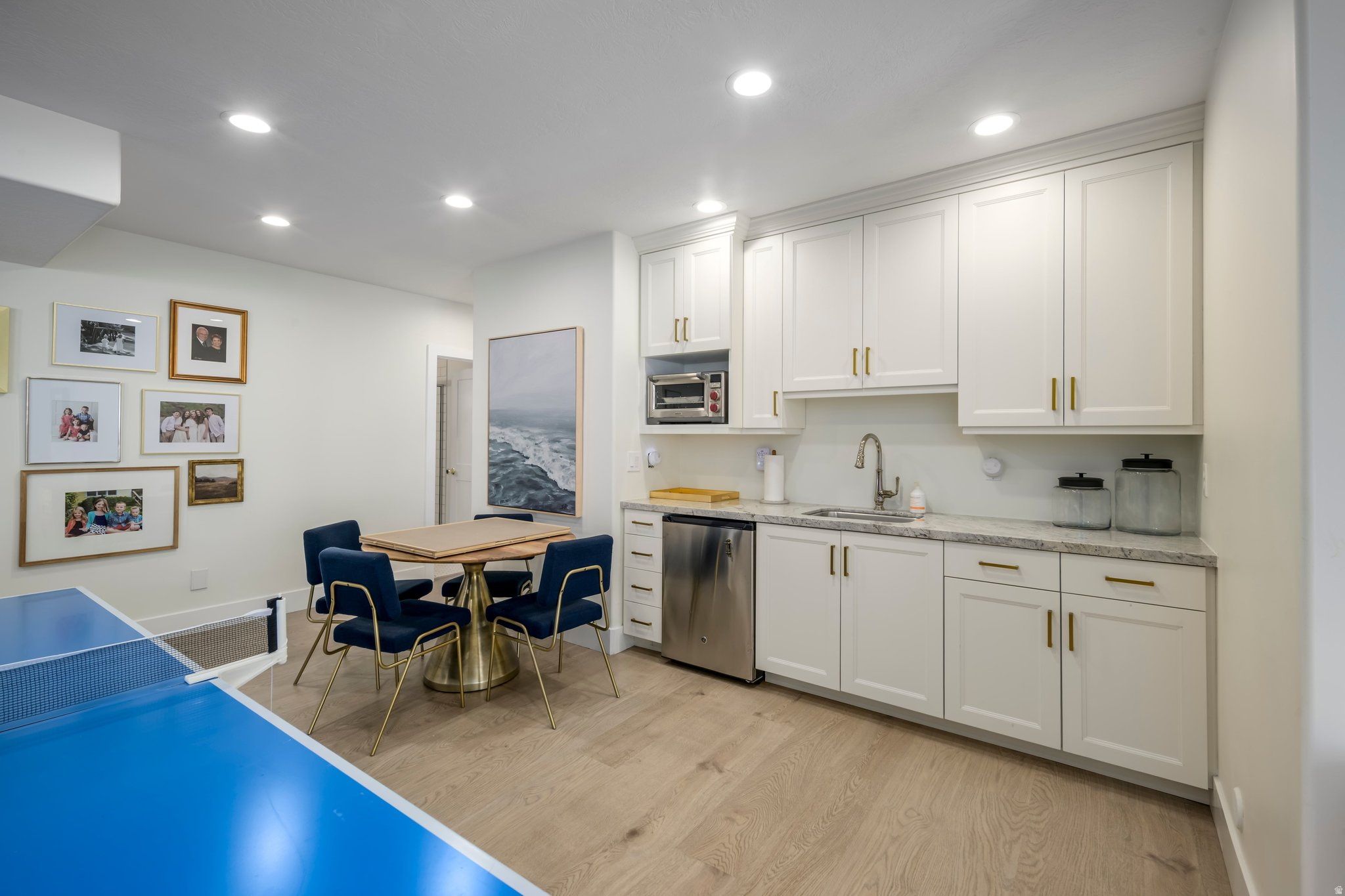 BELLEVUE - Residential