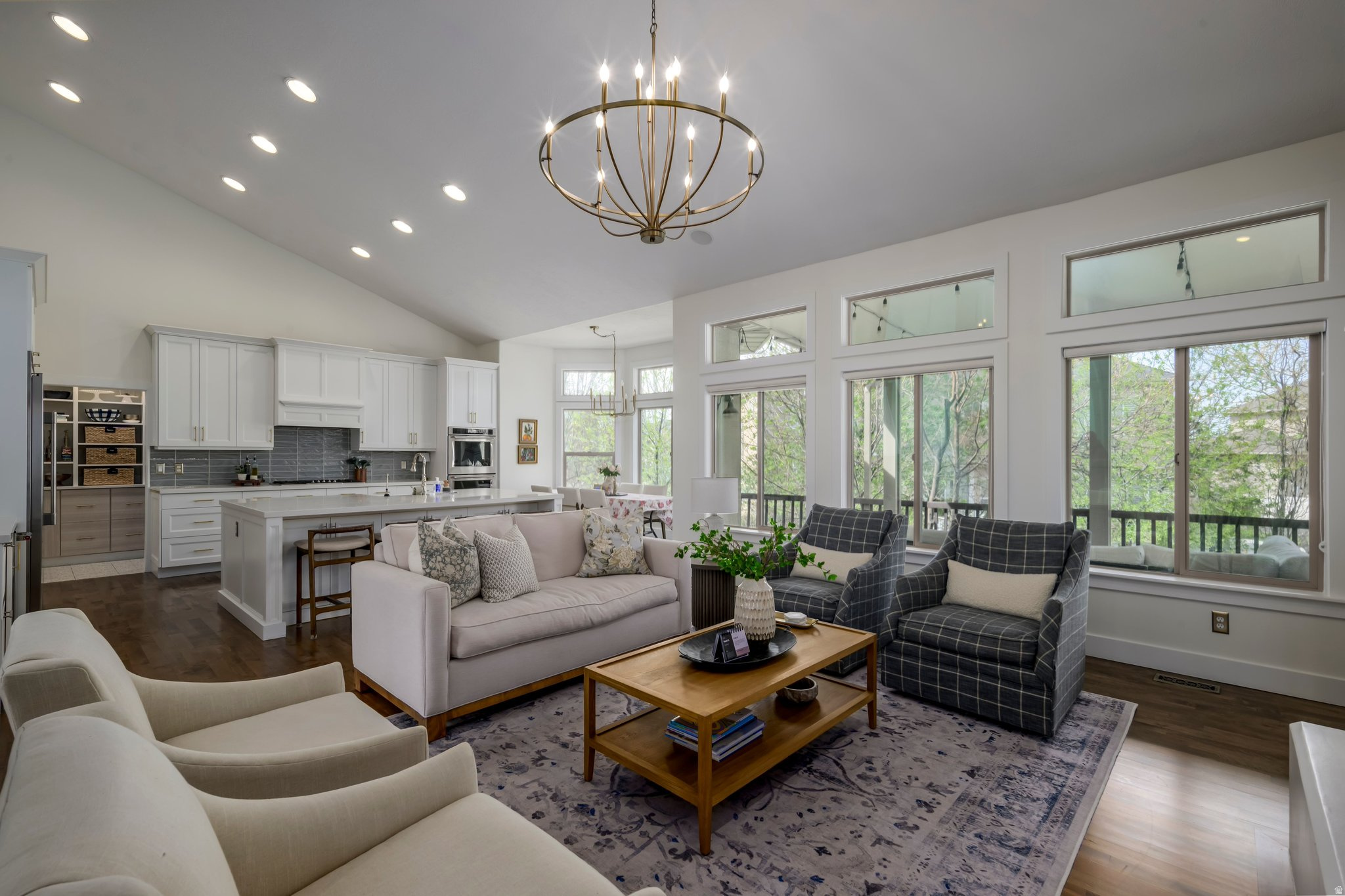 BELLEVUE - Residential