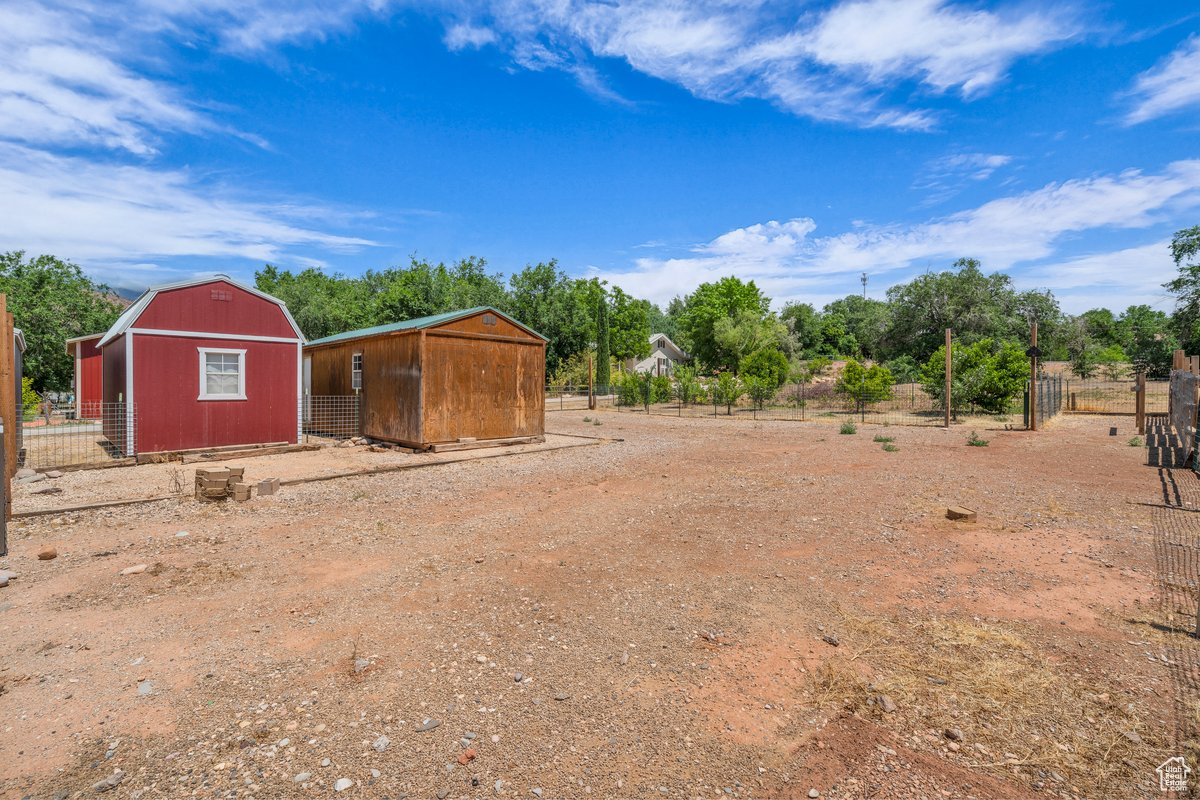 40 W Pecan Ln, Leeds, Utah image 26