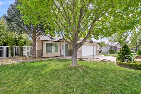 Tiny photo for 7422 S SHAY LN, South Weber, UT 84405 (MLS # 2153081)