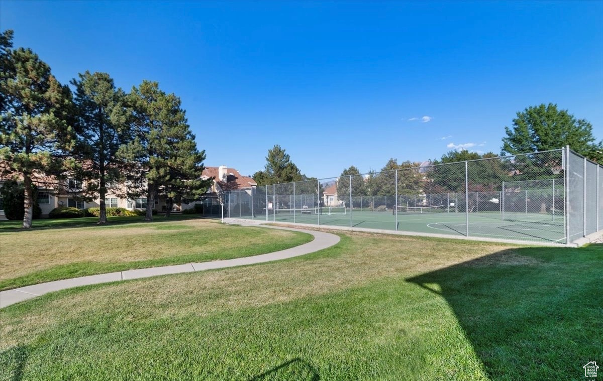 BRIARWOOD SPRINGS CO - Residential