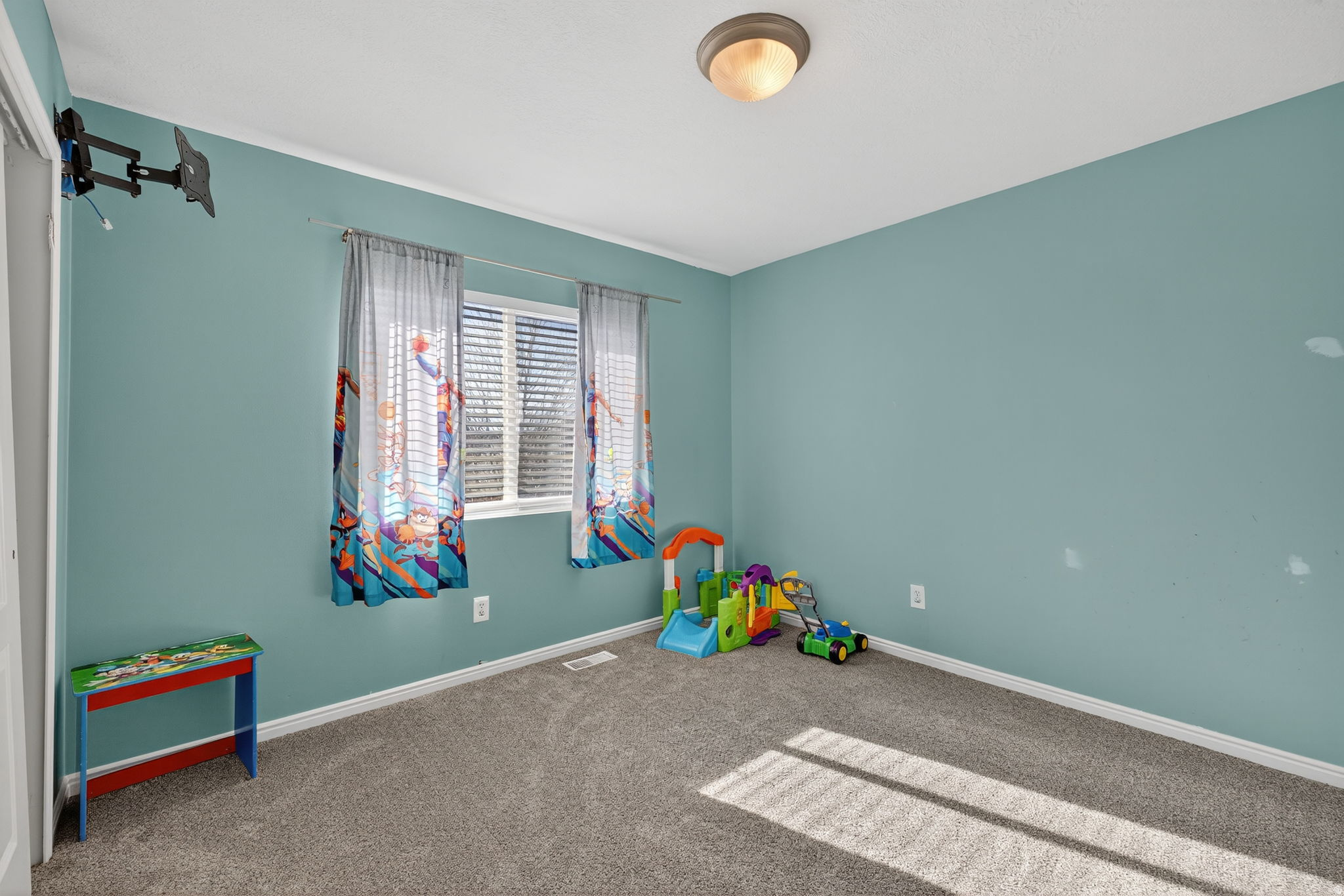 SYCAMORES AT JORDAN HILLS - Residential