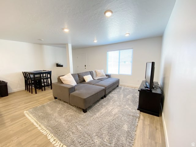 SPRING RANCH - Residential