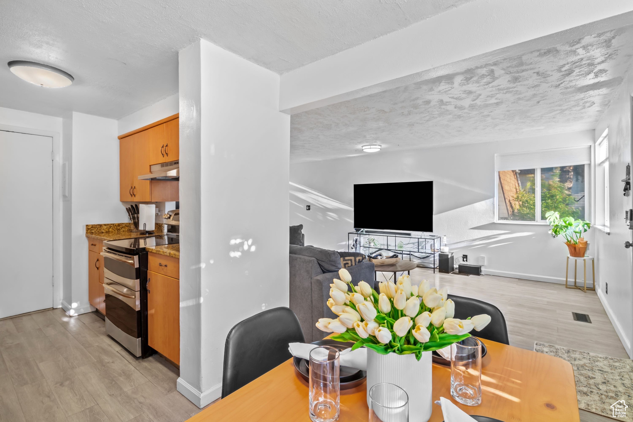 MEADOWBROOK - Residential