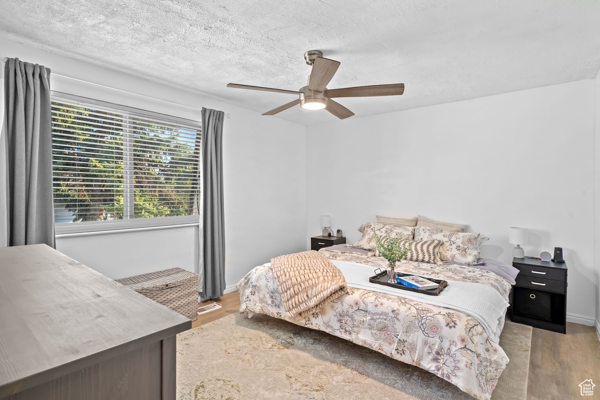 MEADOWBROOK - Residential
