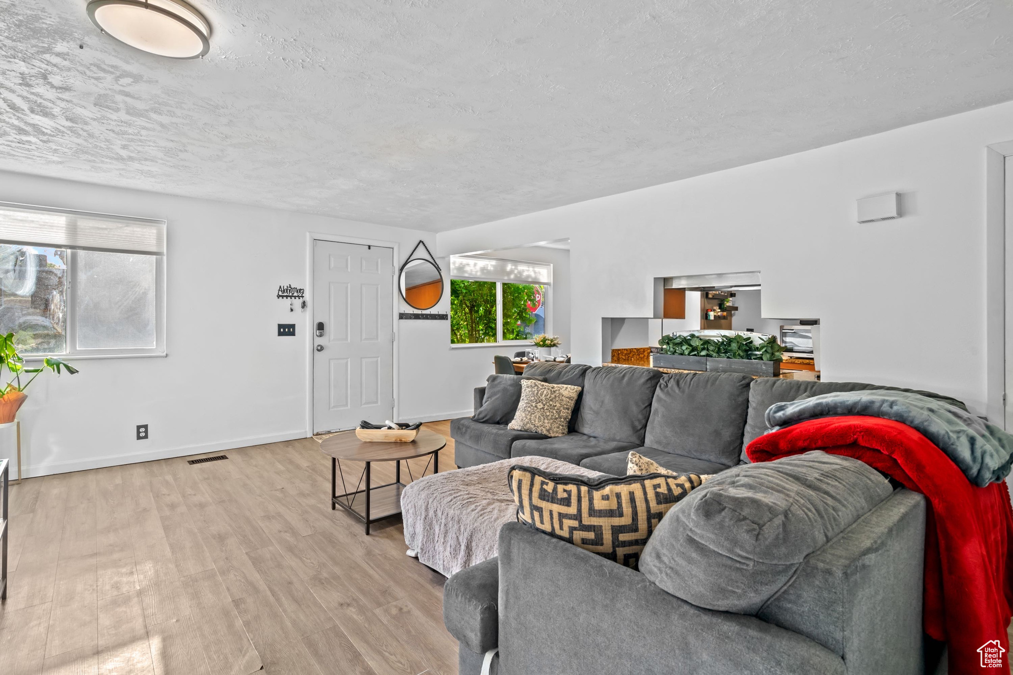 MEADOWBROOK - Residential