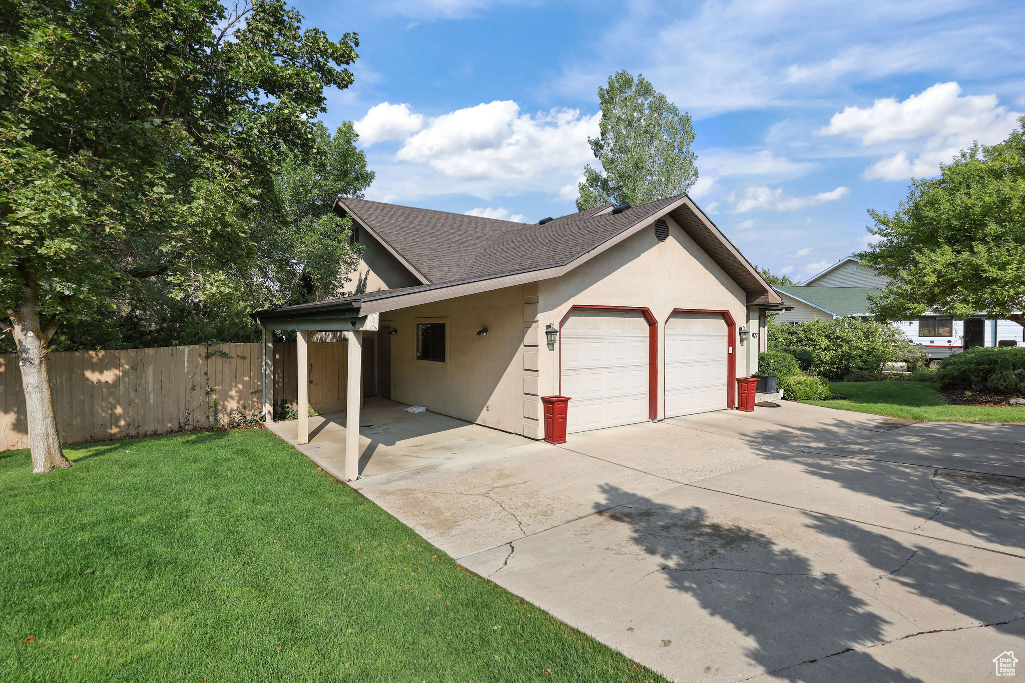 1427 E 2060 N
