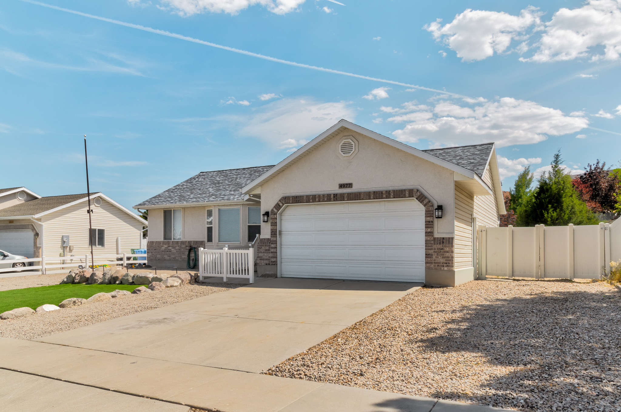 FOOTHILLS - Residential
