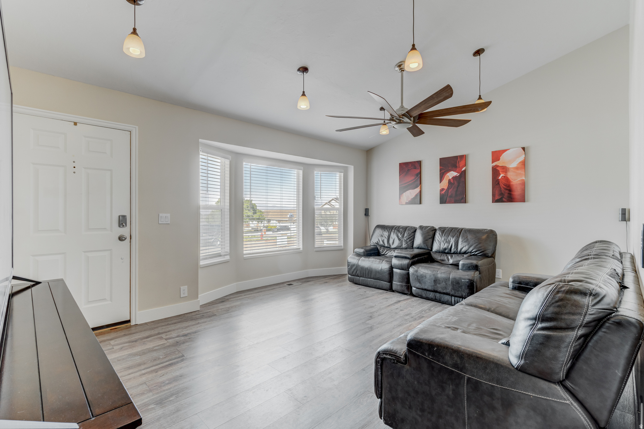 FOOTHILLS - Residential