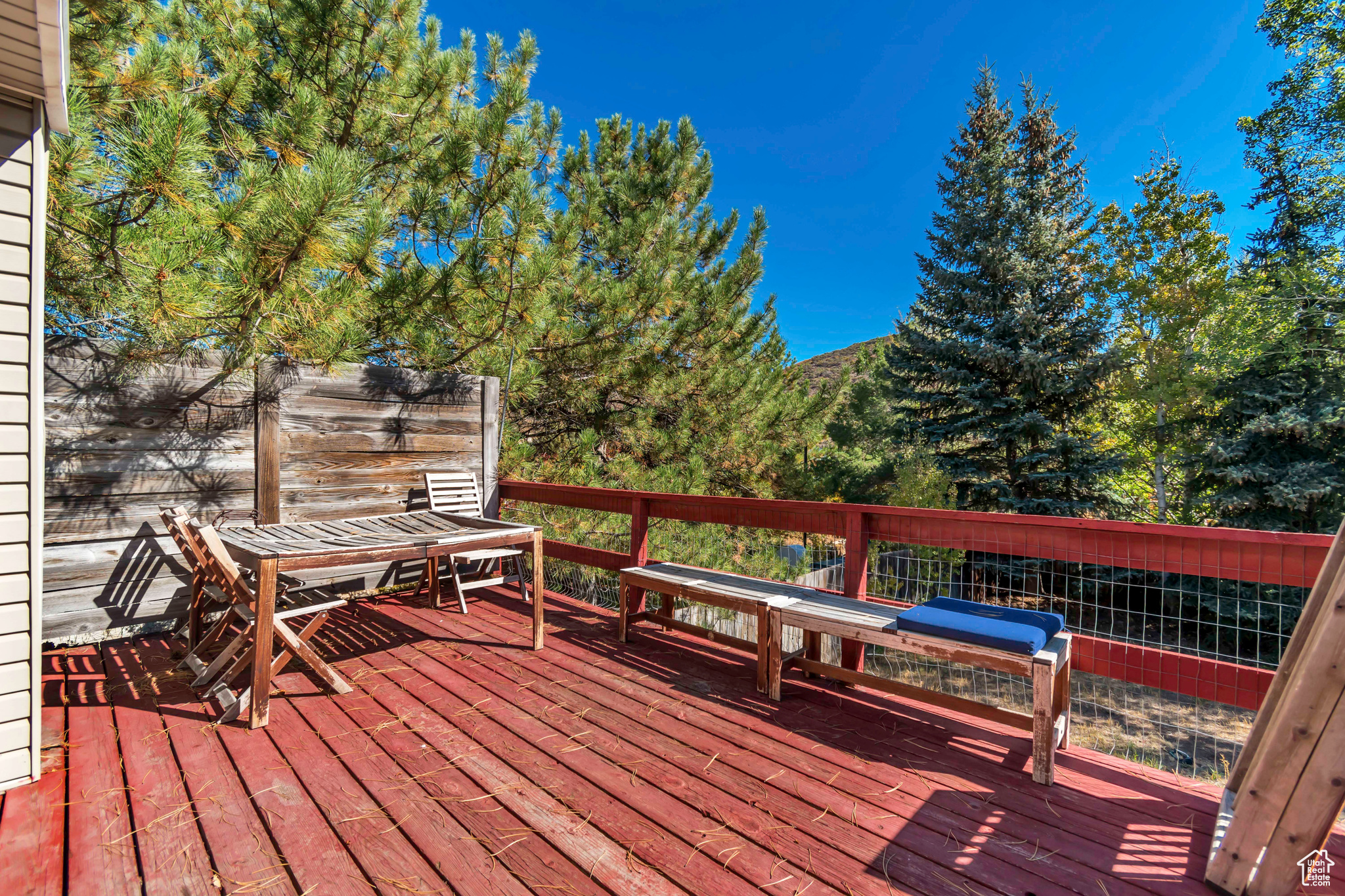 PROSPECTOR VILLAGE - Residential