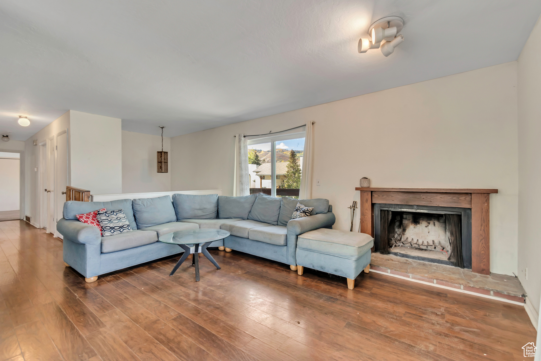 PROSPECTOR VILLAGE - Residential