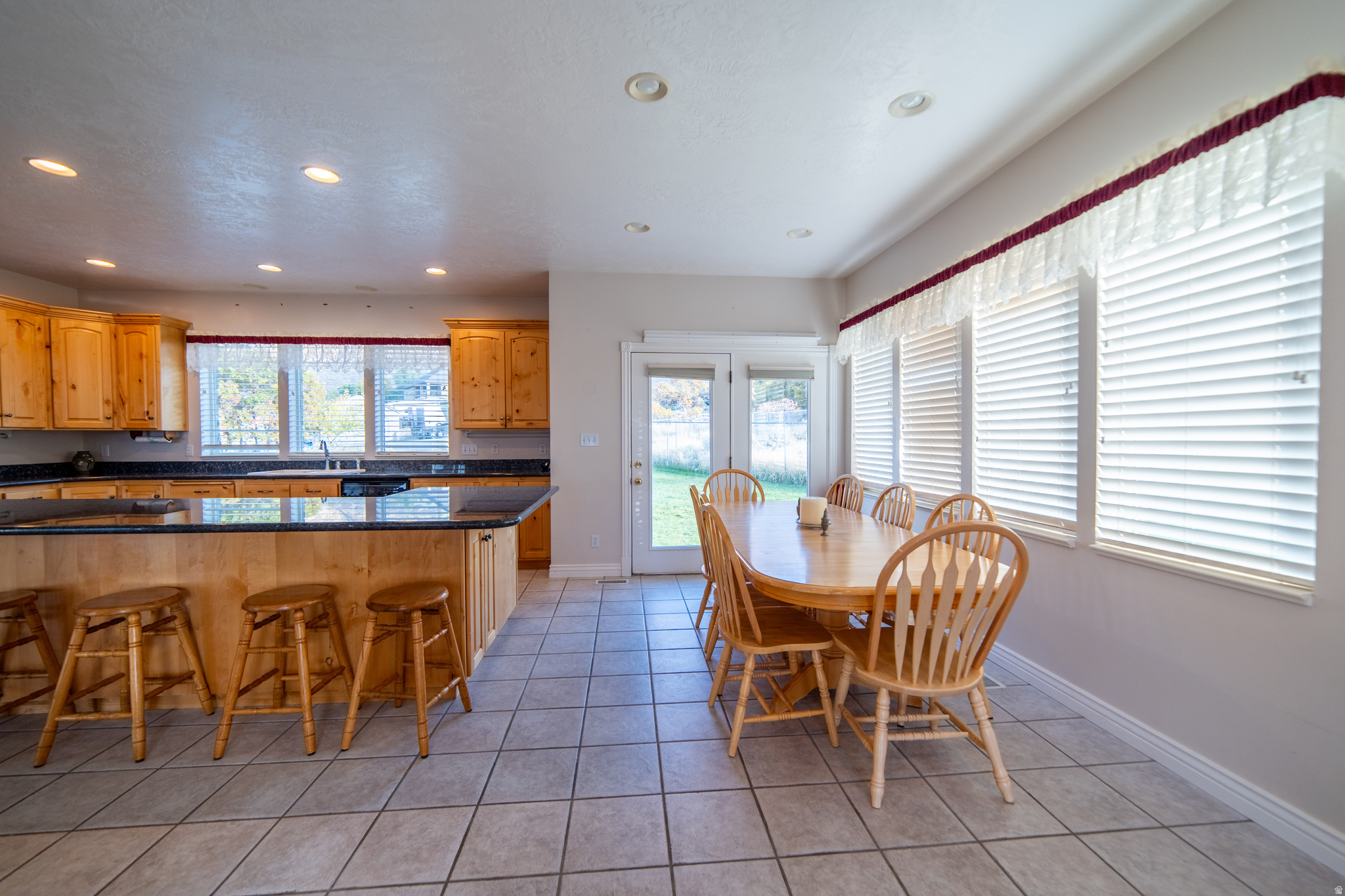 OAK RIDGE ESTATES - Residential