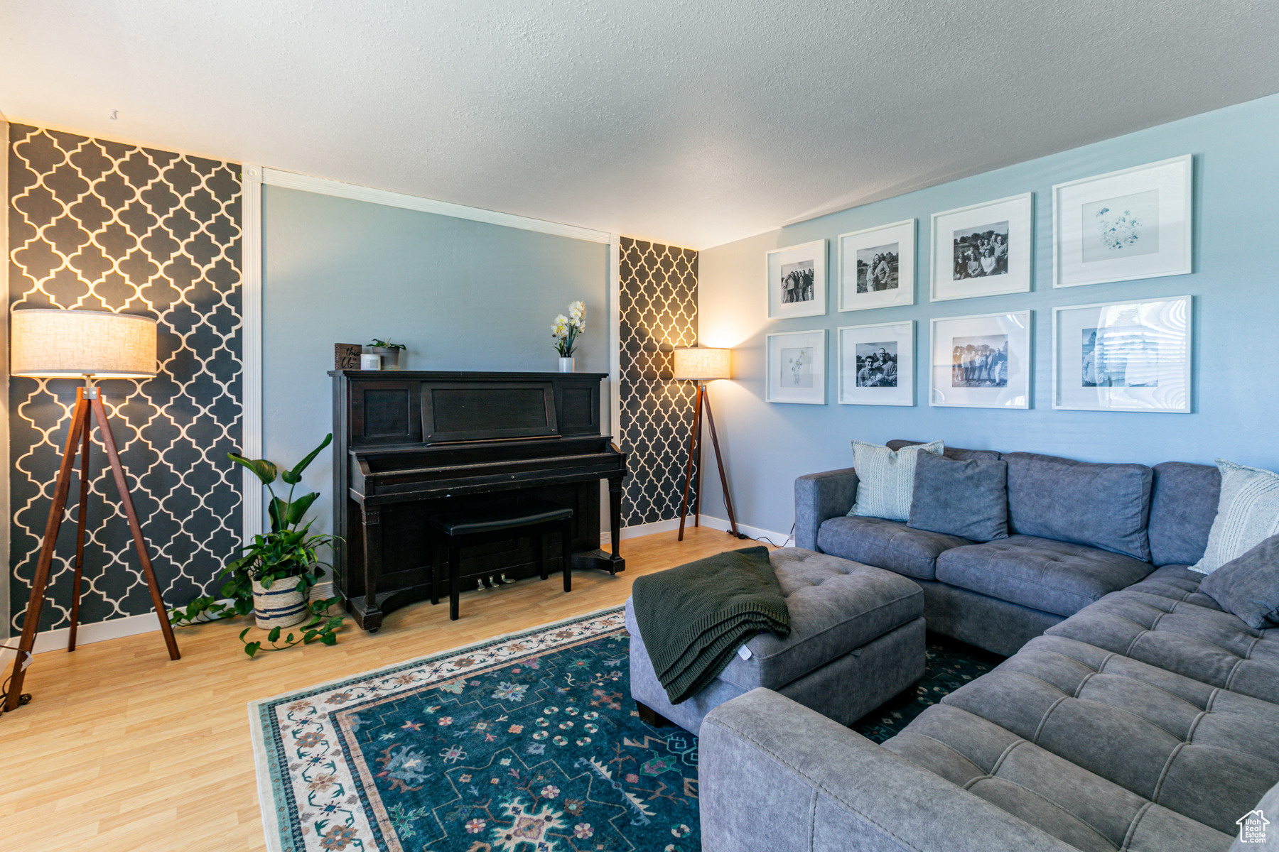 PIONEER ESTATES - Residential