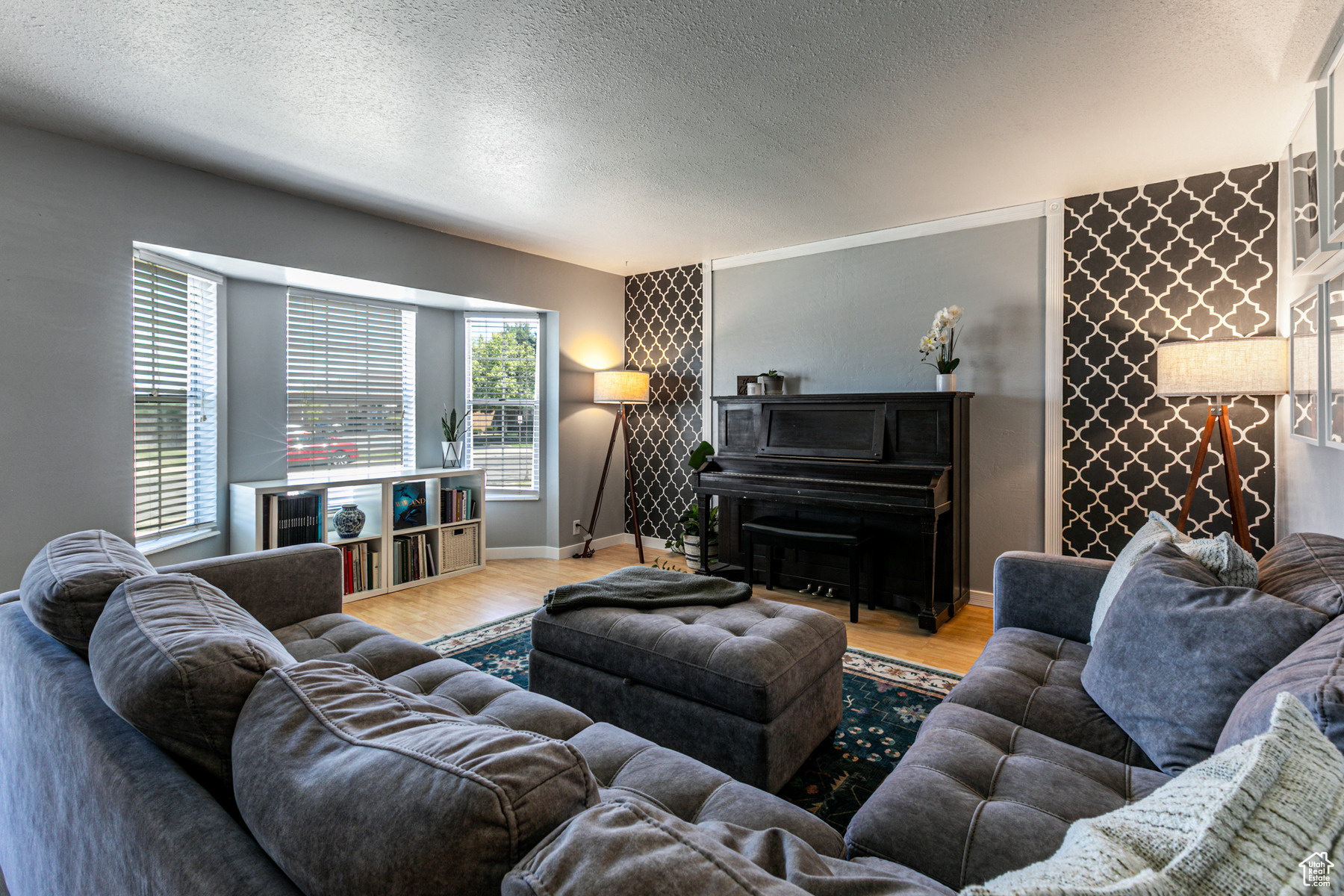 PIONEER ESTATES - Residential