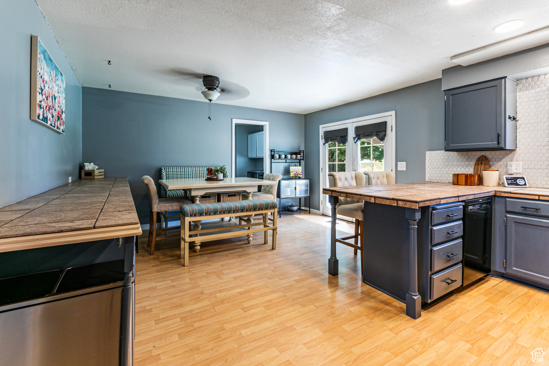 PIONEER ESTATES - Residential