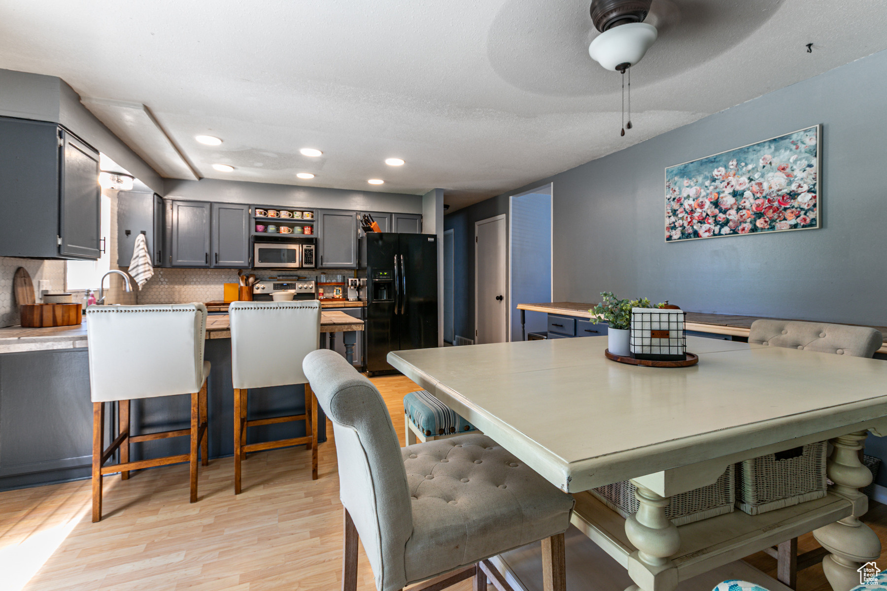PIONEER ESTATES - Residential