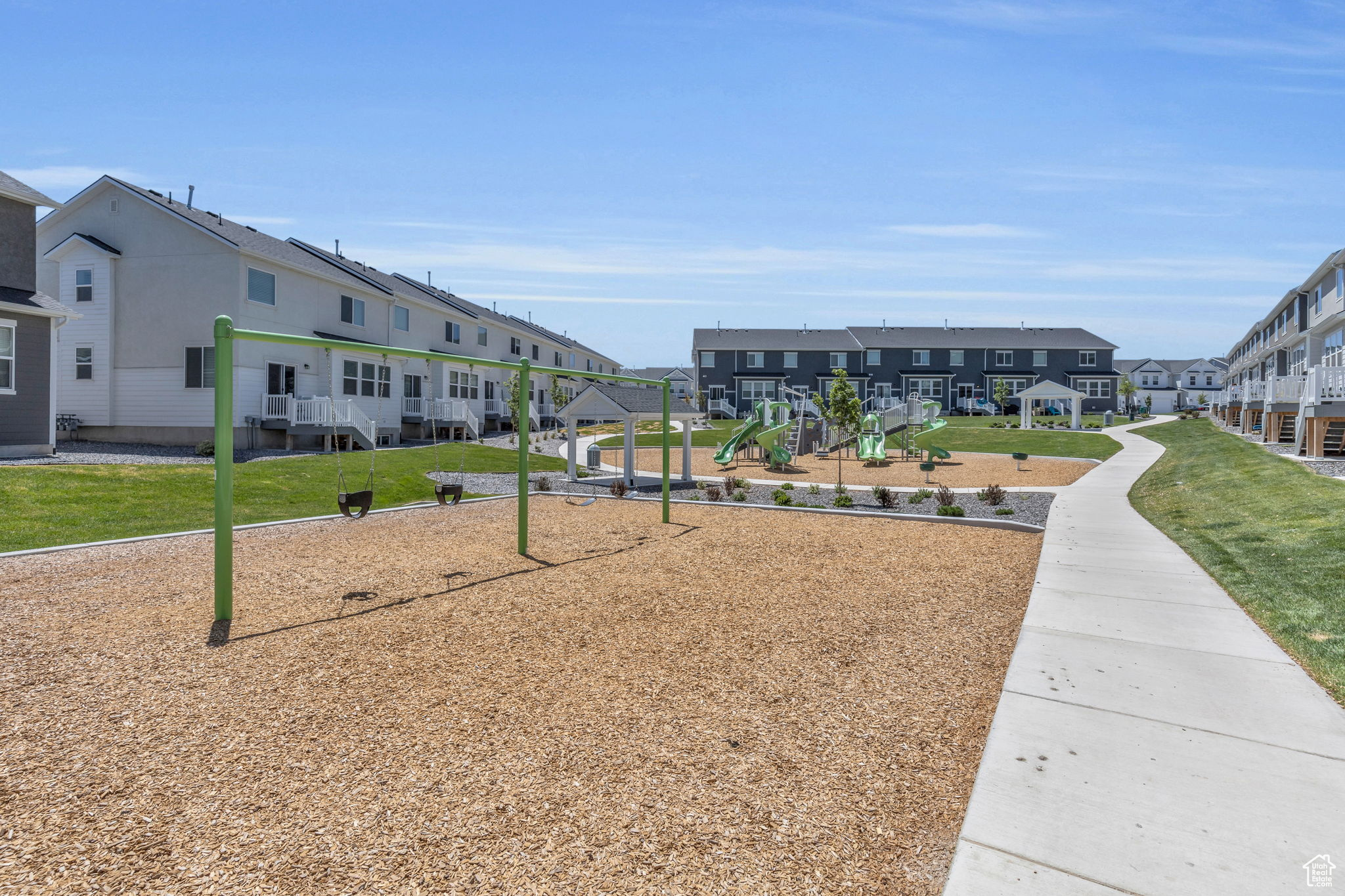 HARMONY TOWNHOMES - Residential