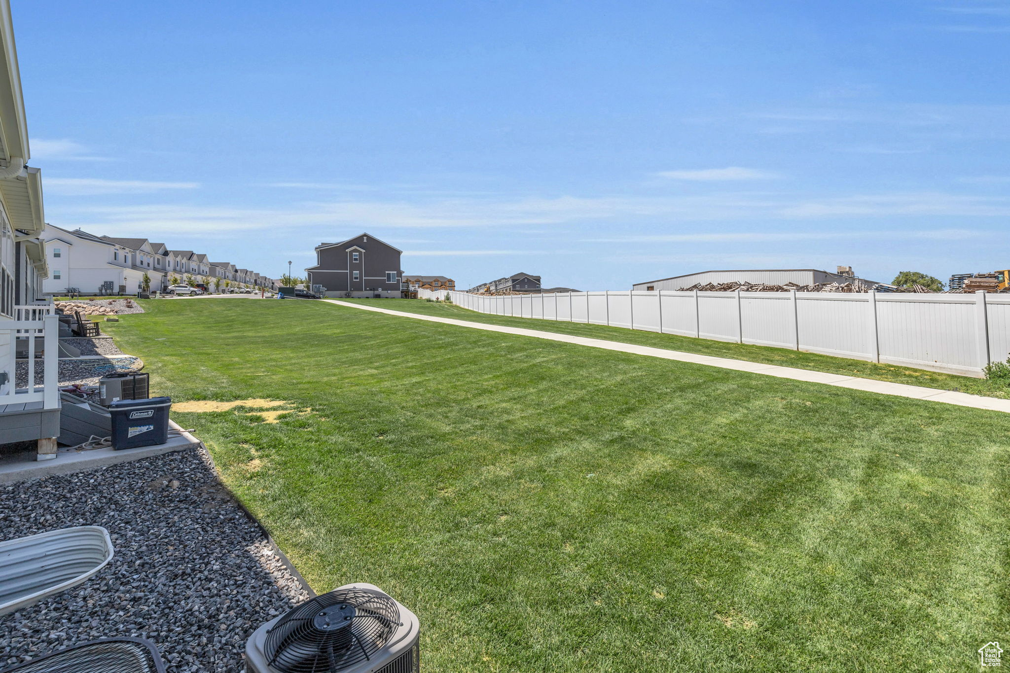 HARMONY TOWNHOMES - Residential