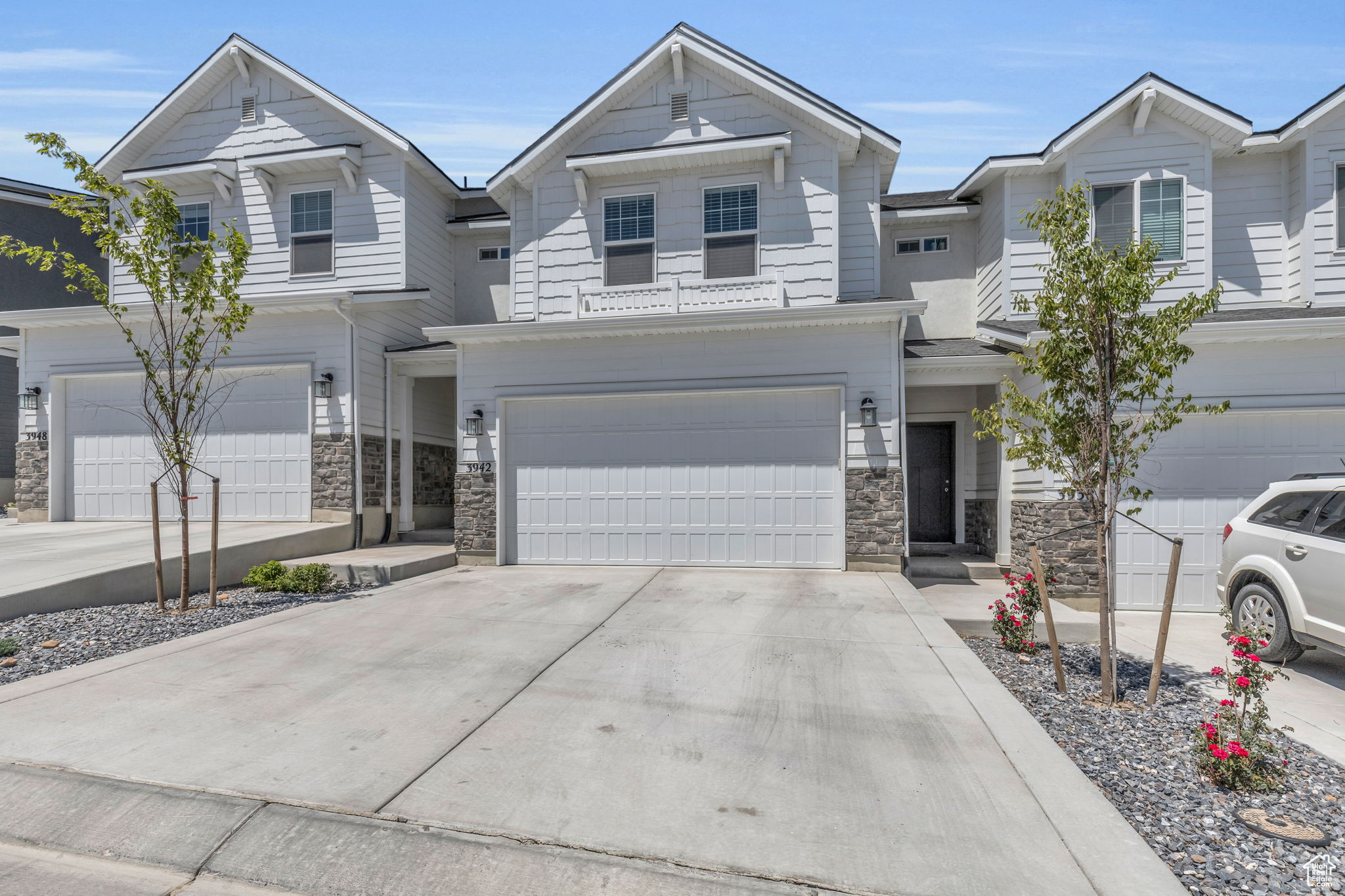 HARMONY TOWNHOMES - Residential