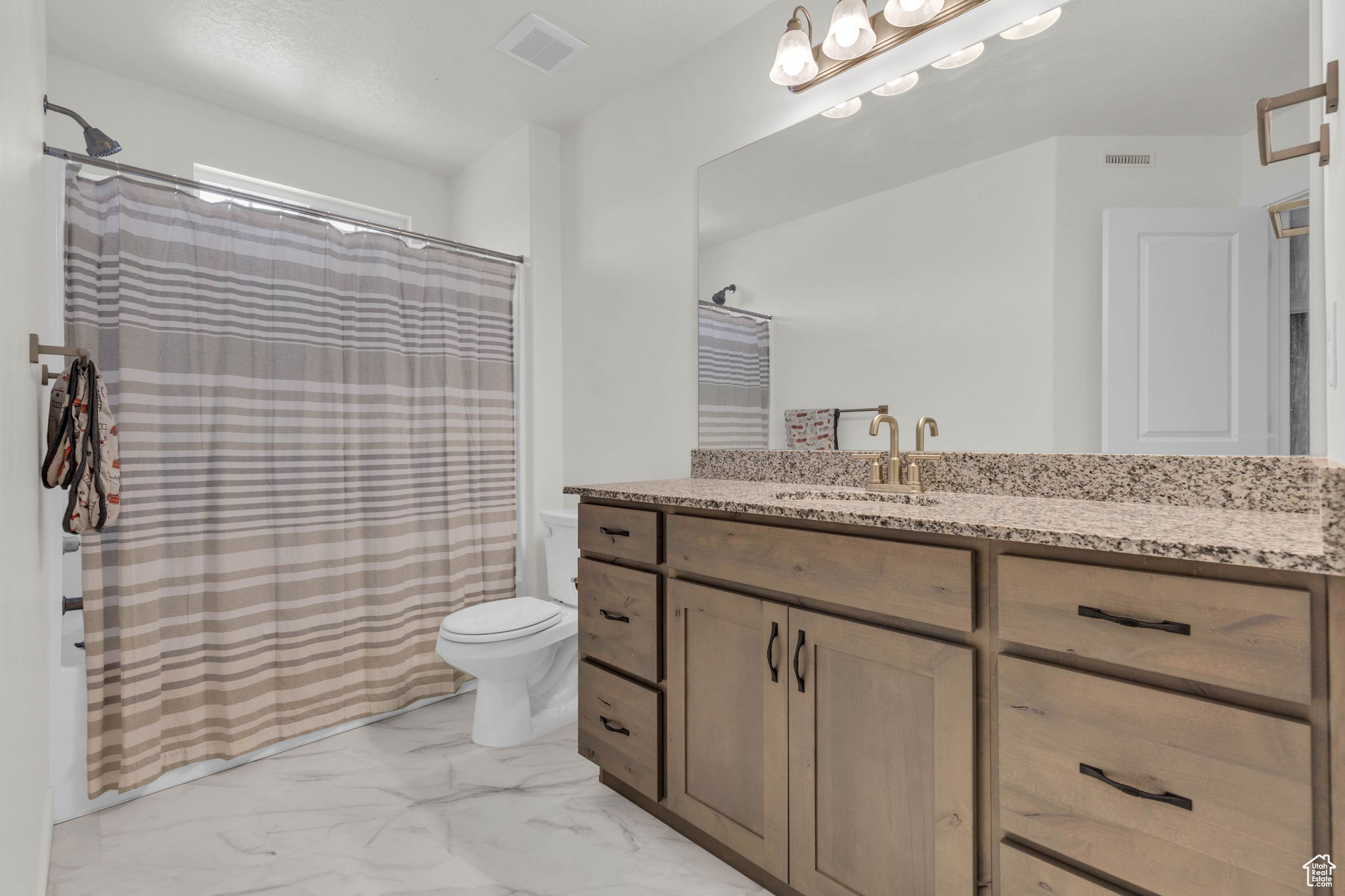 HARMONY TOWNHOMES - Residential