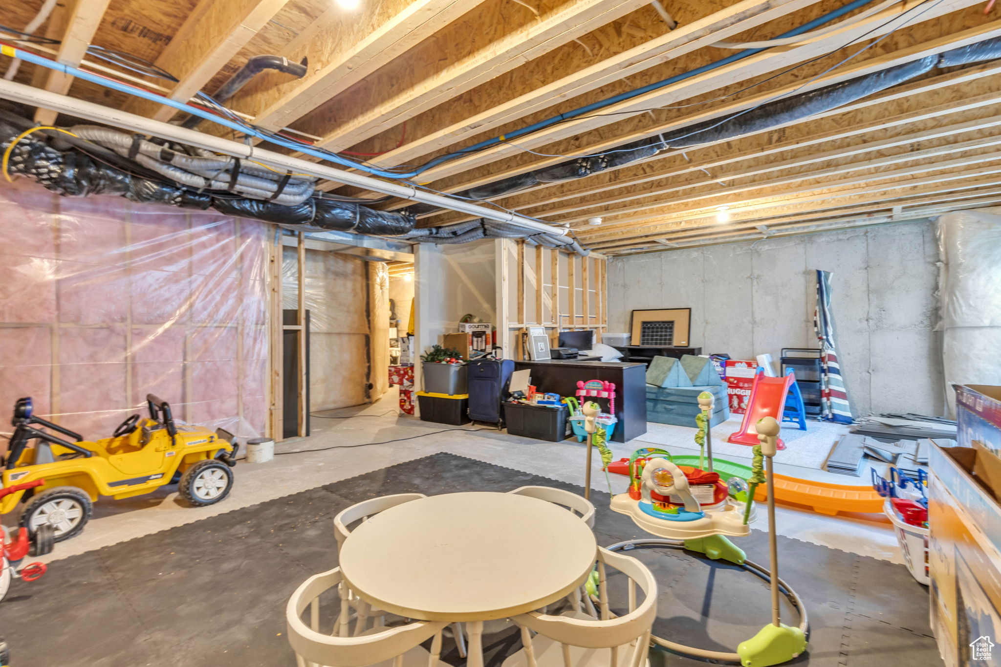 HARMONY TOWNHOMES - Residential