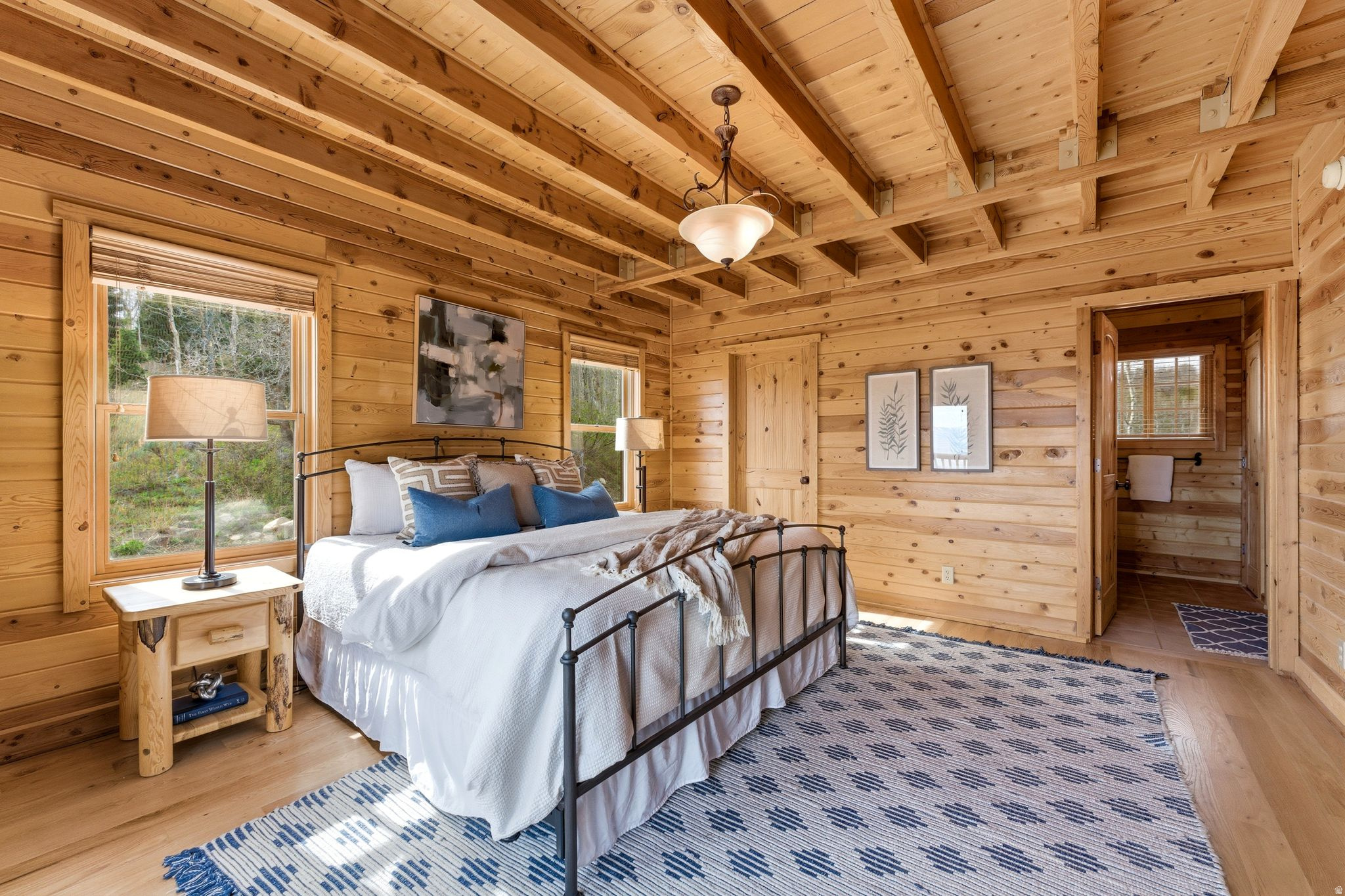 FOREST MEADOW RANCH - Residential