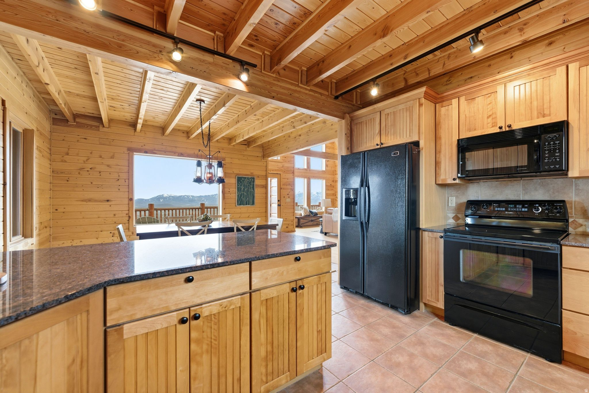 FOREST MEADOW RANCH - Residential