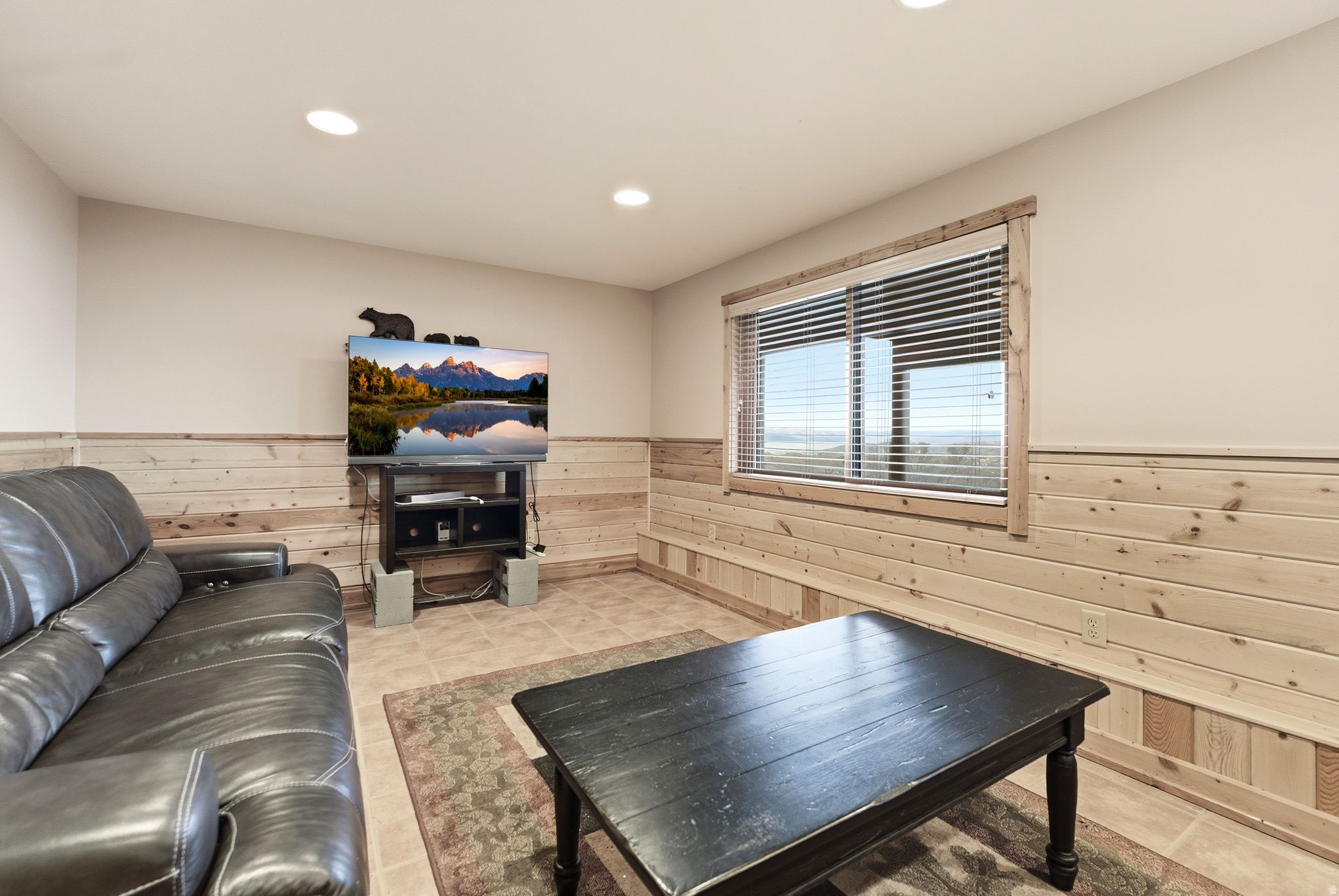 FOREST MEADOW RANCH - Residential