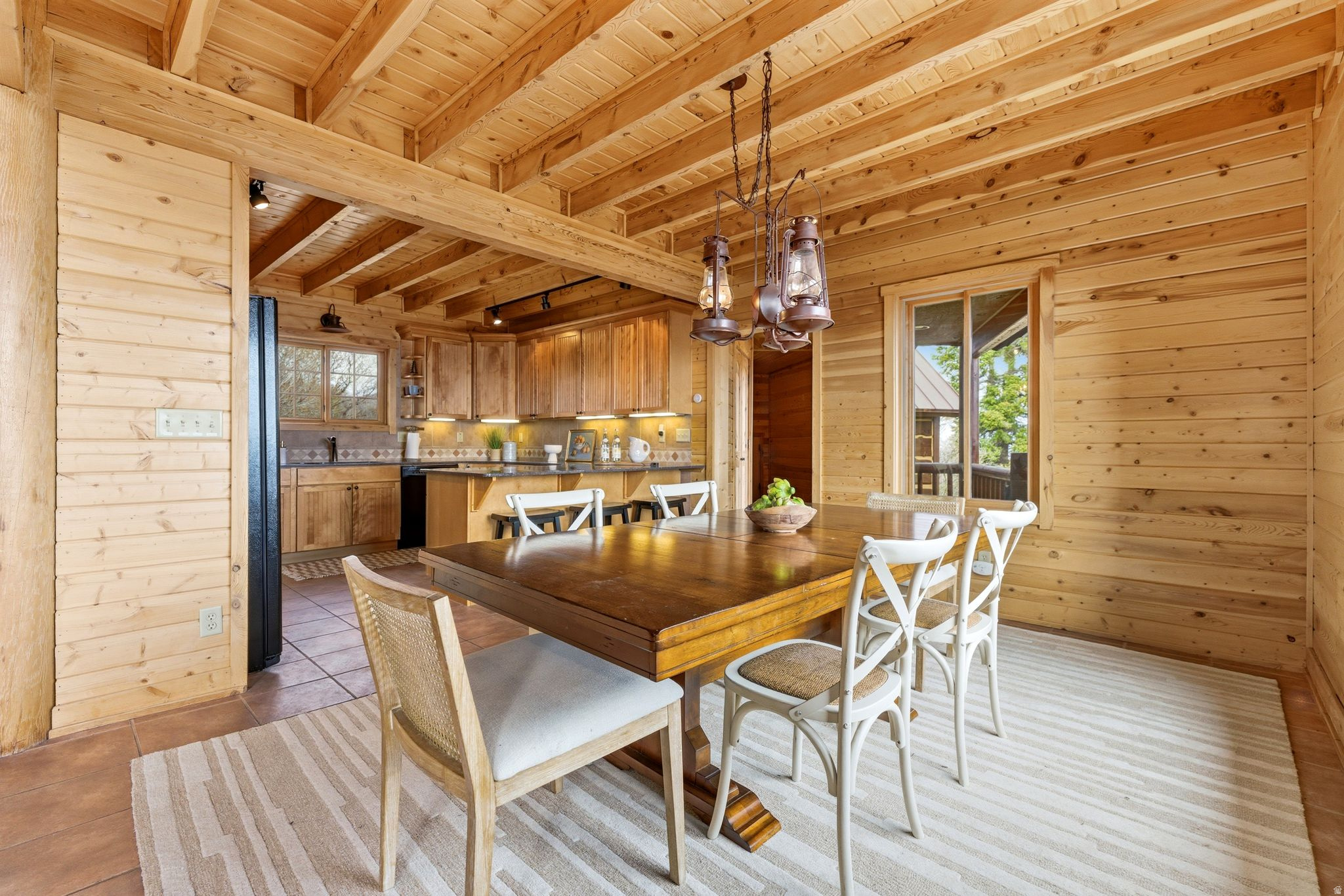 FOREST MEADOW RANCH - Residential