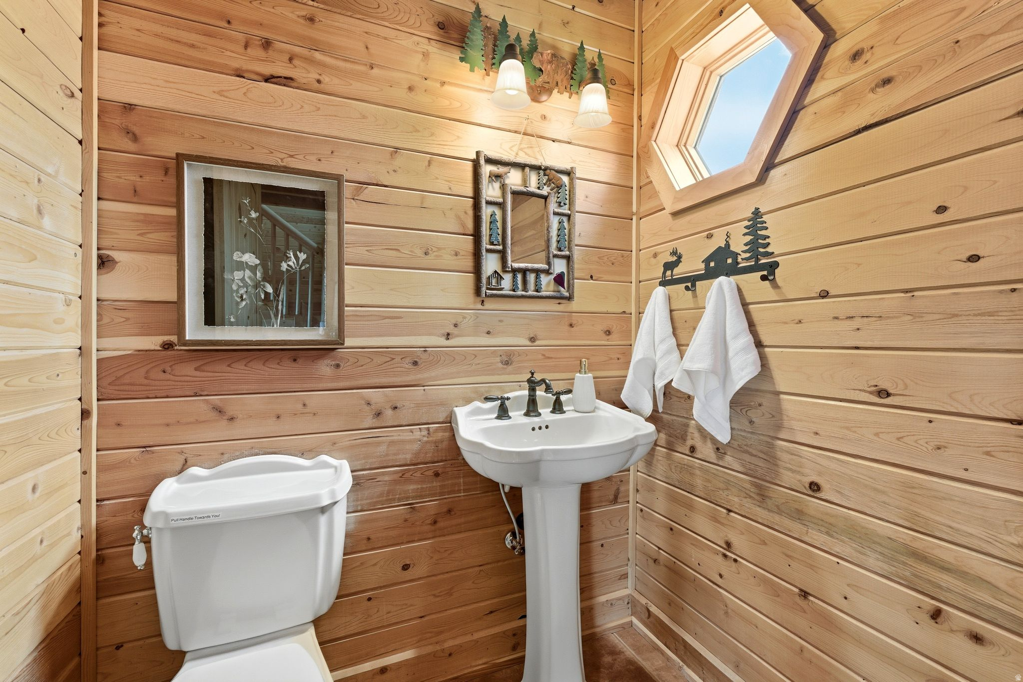 FOREST MEADOW RANCH - Residential