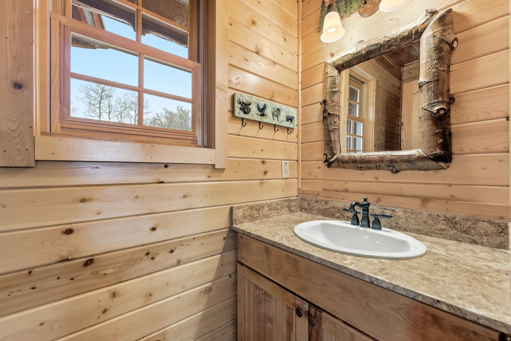 FOREST MEADOW RANCH - Residential