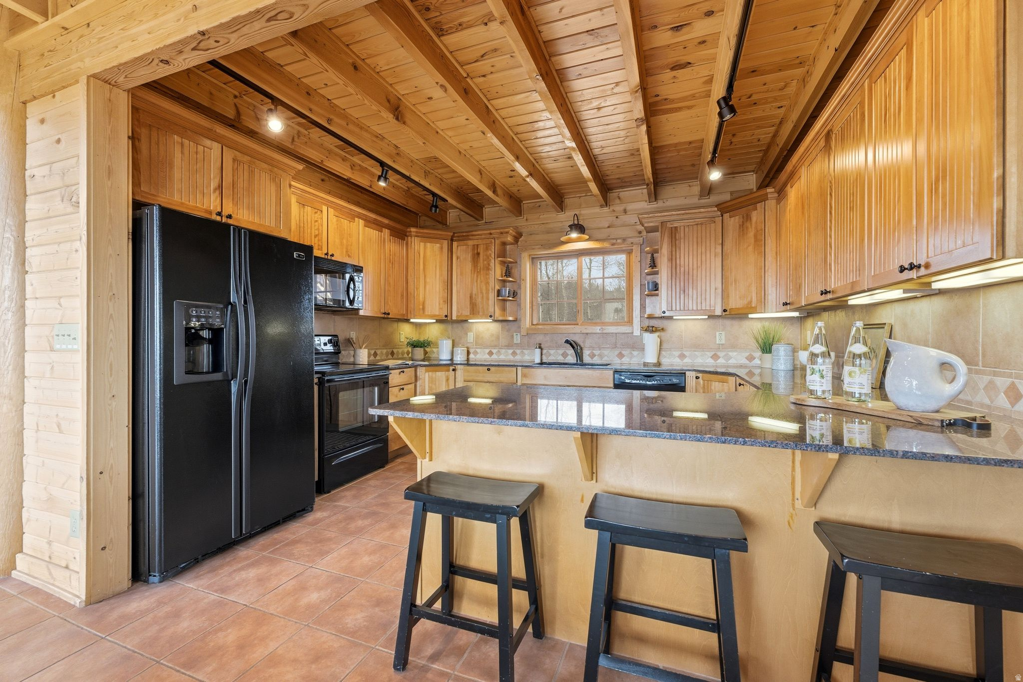 FOREST MEADOW RANCH - Residential