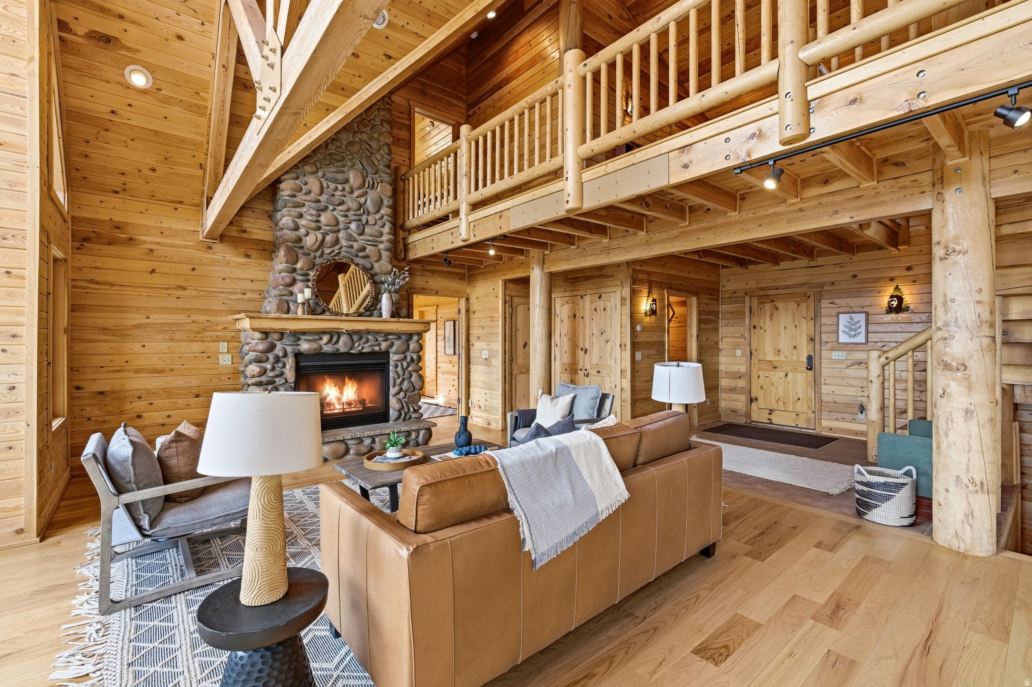 FOREST MEADOW RANCH - Residential