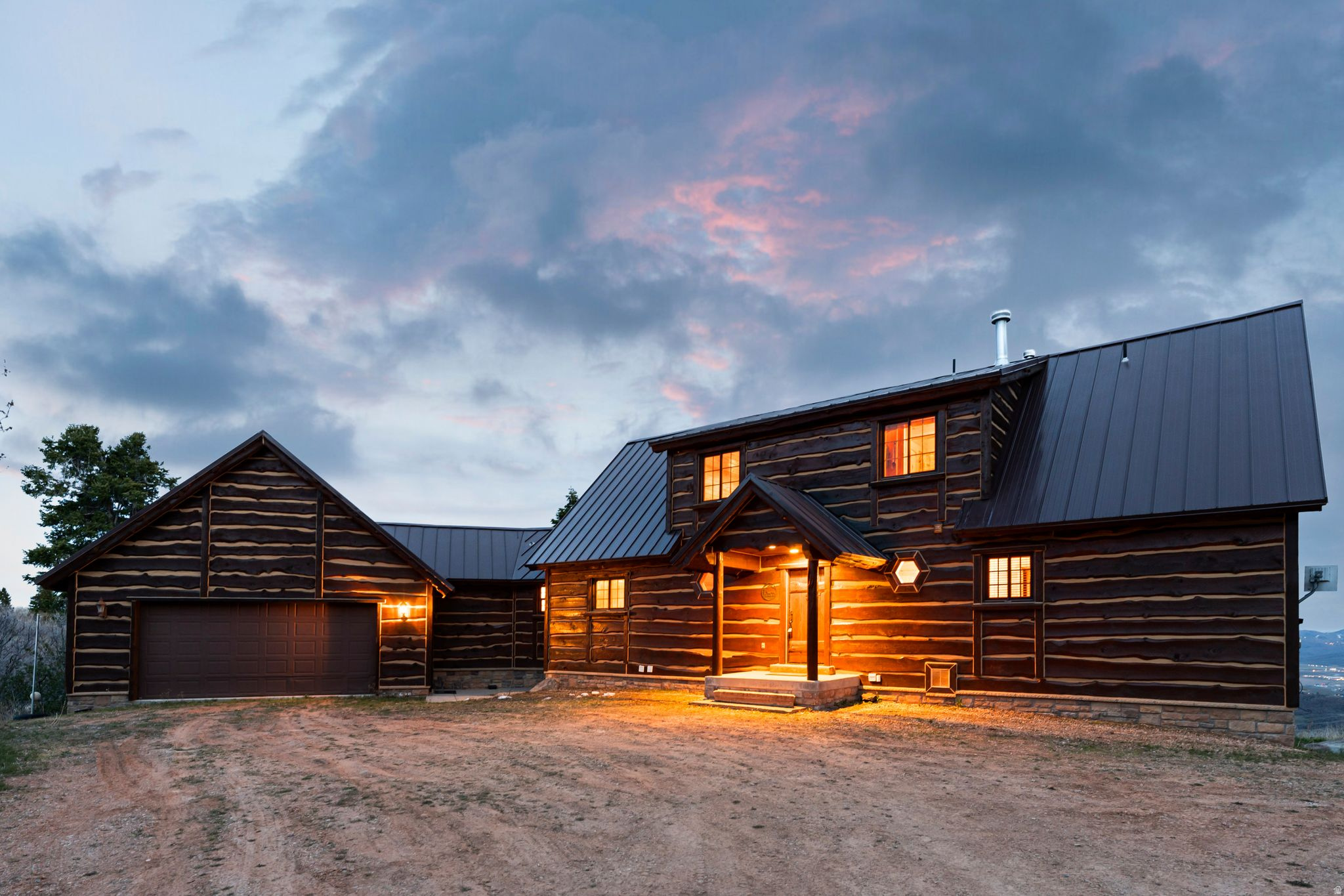 FOREST MEADOW RANCH - Residential